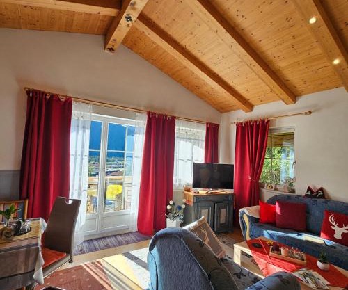 Komfort-Ferienwohnung Südbalkon, WOHNZIMMER, 2 SZ, ruhige Lage - TIROL