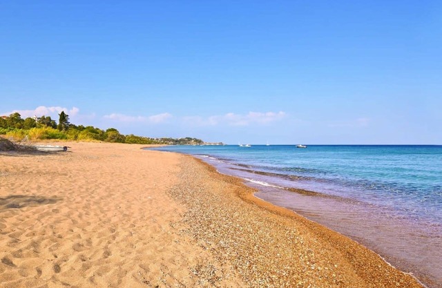 Koroni Seaview Retreat - Summer Escape Lodging