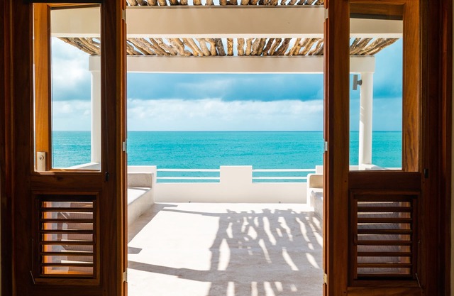 Kotch- Private Ecoluxe 5 Bedroom Villa in Treasure Beach with Pool