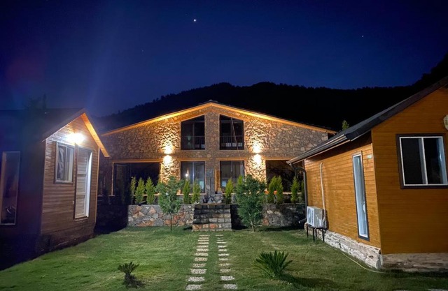 Kovan Bungalov Villa