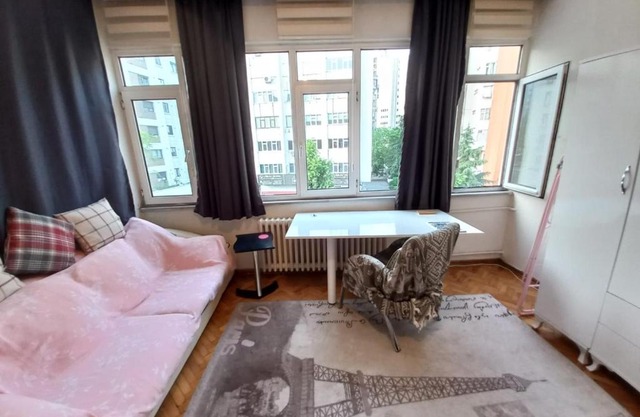Kozyatagi, Kadıköy & Shared Apartment & Private Double Bedroom & Bathroom, Kitchen Shared
