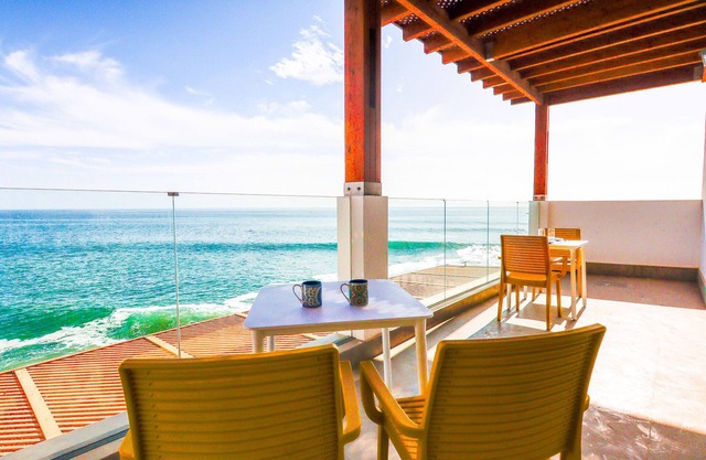 Kradt by Cormoran-Apartment-Deluxe-Mobility bath-Ocean view