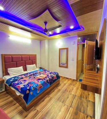 KST villa Near Mall Road Manali