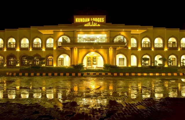 Kundan Lodges Shikarpur