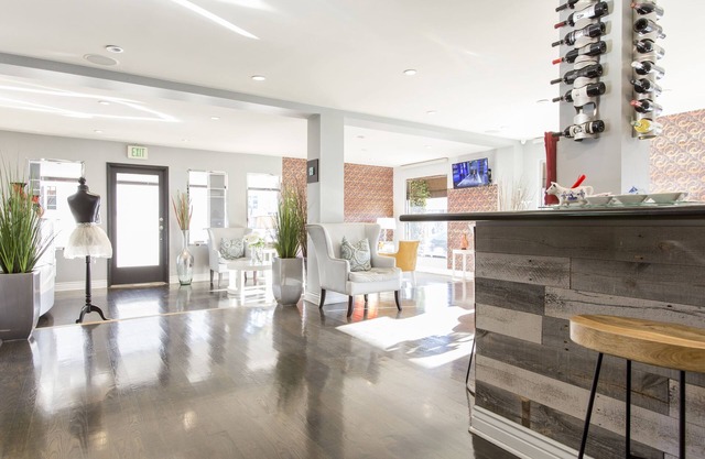 L.A. Sky Boutique Hotel