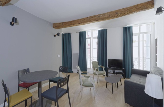 L'Ecusson, charming apartment, air-conditioned, free parking