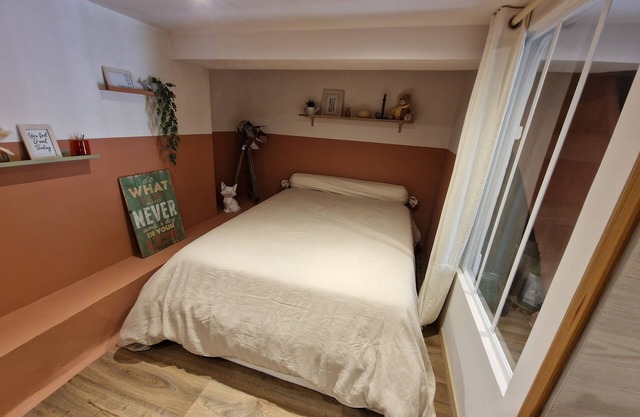 L'entre Terre et mer Chambre 2, Avec Cheminée