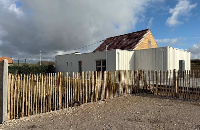 L'Esmorégal - 3-bedroom holiday home 100m from the sea