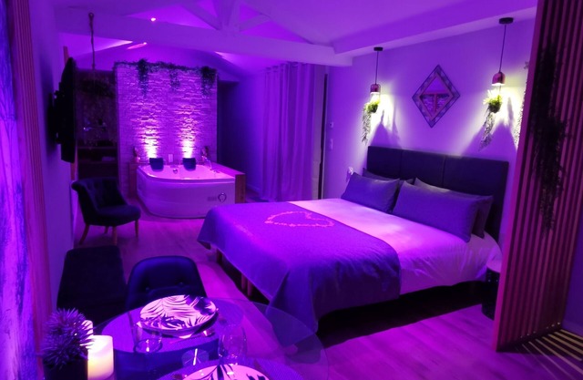 L'essentiel love 85 - Love room