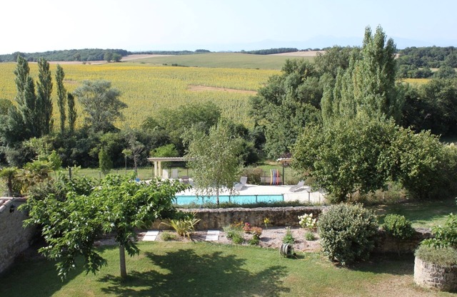 L'Ostalet 4* (2 Bedrooms, Sleeps 5)