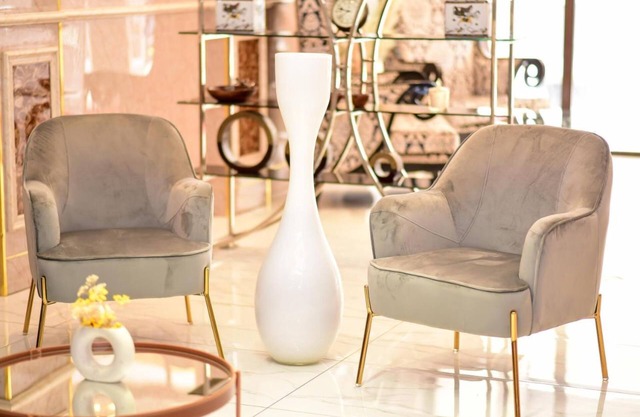 La Beila Hotel Meru