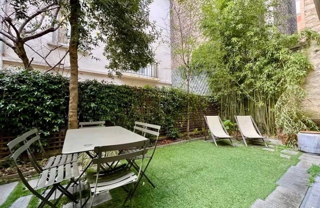 "La Belle Époque: A Glamorous 1930s Art Deco Mansion with garden &Summer Lounge"