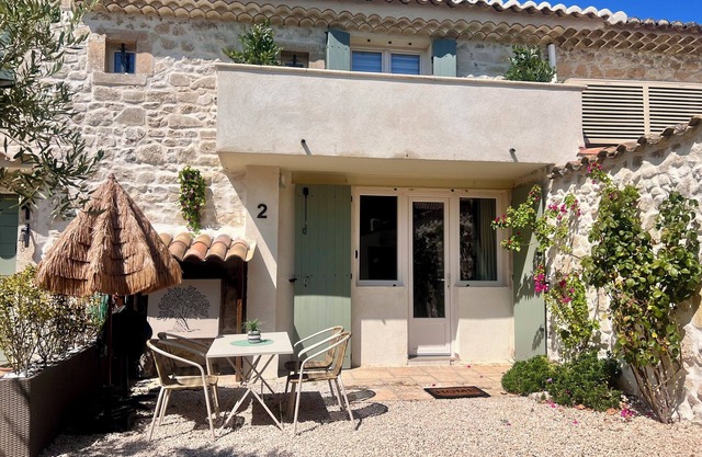 La Bohème 2, Mouries Centre au Cœur des Alpilles : Cosy T2 Avec Terrasse