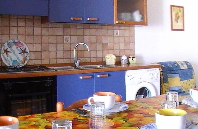 La Caletta: Apartment 100 m FROM THE BEACH - LA CALETTA