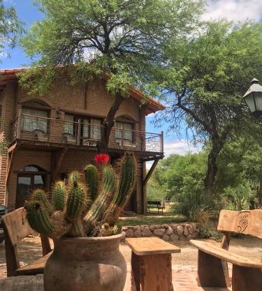 La Casa De La Bodega - Wine Boutique Hotel