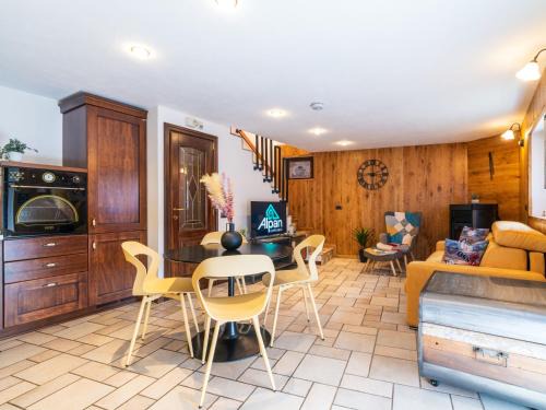 LA CASA DI PIETRA - Relax Home a 10' da Aosta