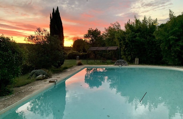 La Cervezanne Self-catering cottage in Mas du Gavot Uzès