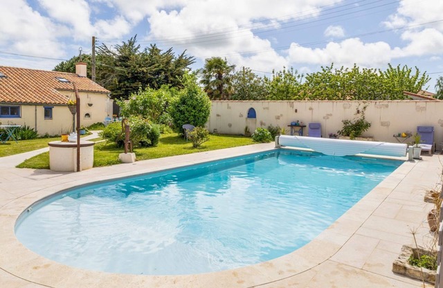 La Cigogne - Four Bedroom Villa, Sleeps 8