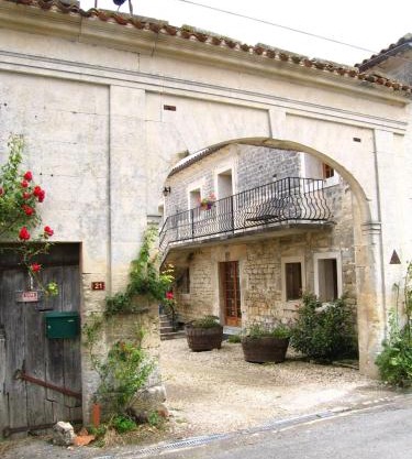 La Cour des Cloches