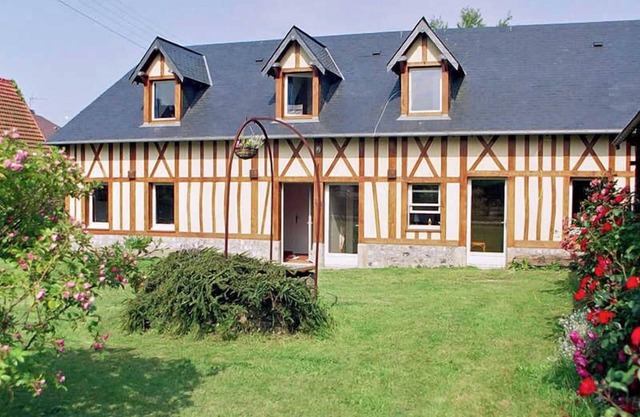 La Cour du Puits - ST VALERY EN CAUX