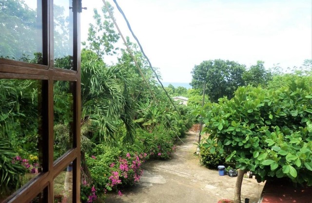 La Familia Guesthouse