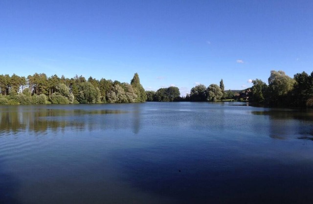 La Huilerie, lake side