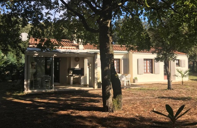 LA HULOTTE, VILLA ENTRE MER ET FORET - draps et serviettes non fournis -