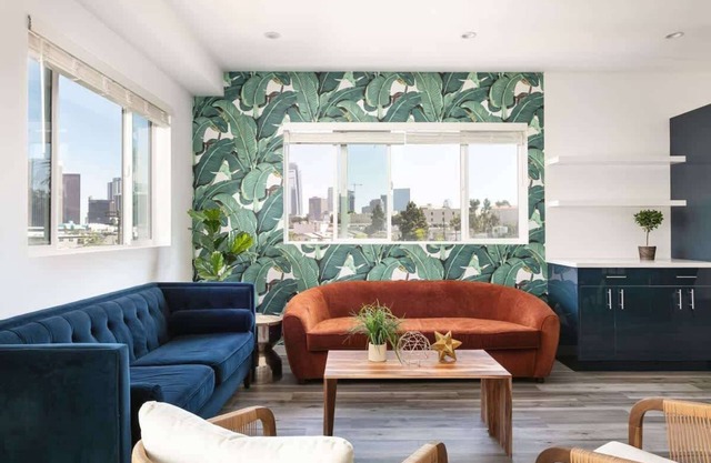 LA Insta-Worthy Townhome +Prking