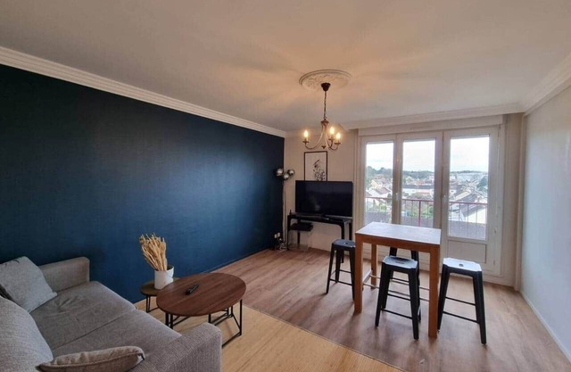 La licorne: 3ch free parking