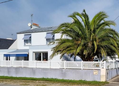 La Maison Bleue en Iroise - Randonnées GR34 - Plage 10 min à pieds - wifi, vélos VAE gratuits, jardin - Exposition plein Sud