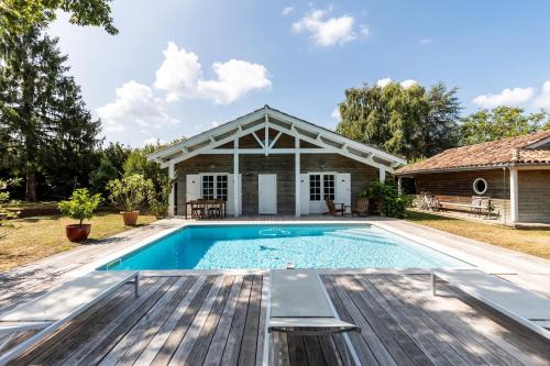 La Maison Des Voyages
