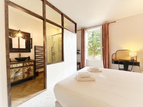 La Maison Voyage Bed and Breakfast