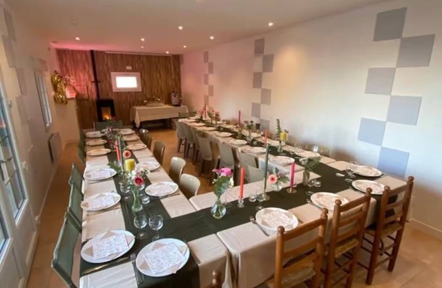La Marquise - Sleeps 15 - Spa - Attached leisure park - Near the sea