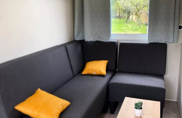 La Peyrugue Campsite * - TUSCANY Cottage: 3 bedrooms - TV - Air conditioning - Dishwasher - Covered terrace - 6 people