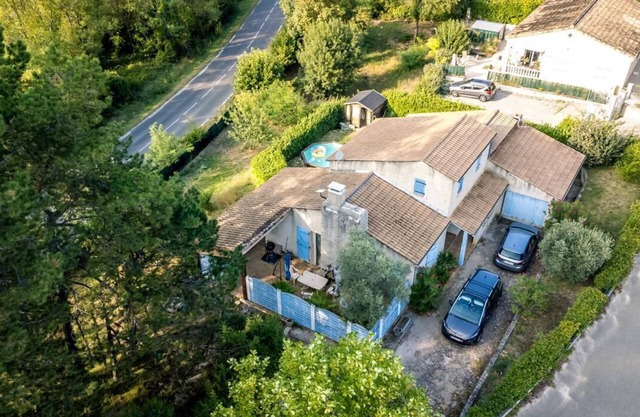 La Pinède, a welcoming family home, 5 minutes from Vallon Pont D'Arc