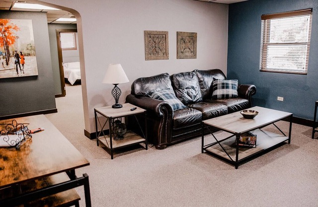La Plaza-corporate housing- monthly discounts!