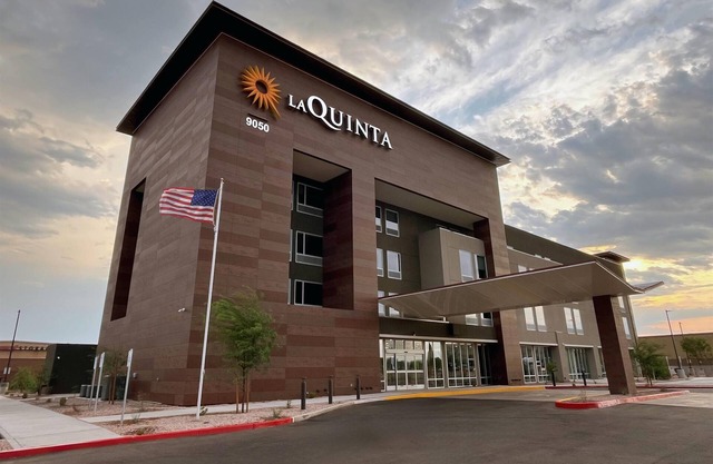 La Quinta Inn & Suites by Wyndham Phoenix West/Glendale