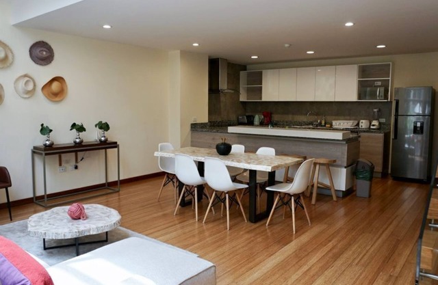 La Ronda 431 - Apt. #101 (Loft)