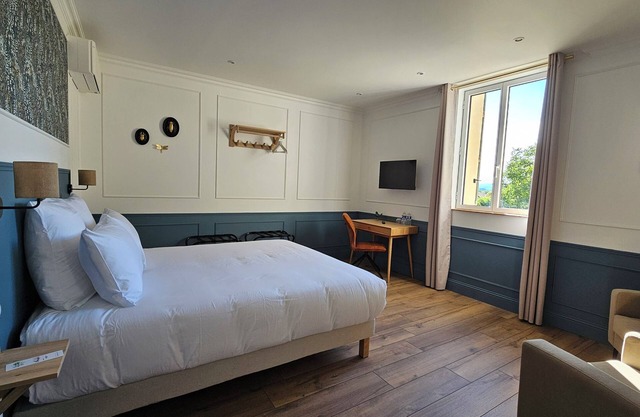 La Suite Gellone, bed and breakfast near Saint-Guilhem-Le-Desert.