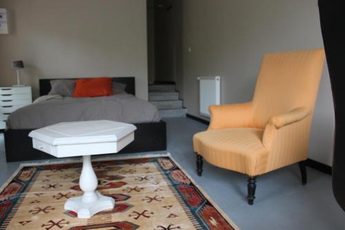 La Tropicale-Maison près du centre ville- 1 chambre