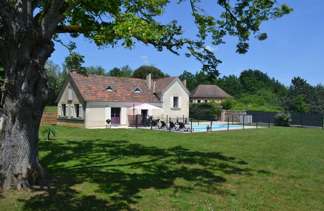 La Tuillère, Charming house with private pool.