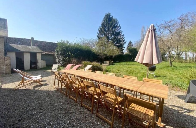 La villa d'Orange, the family home in the countryside, ideal for 16 people
