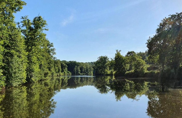 Lac privé, forêt, calme absolu dans un gîte tout confort