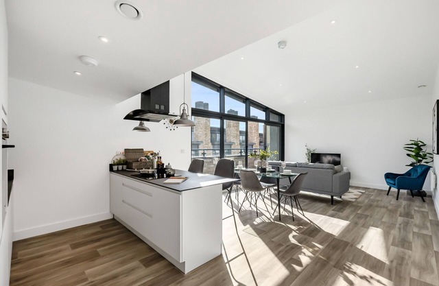 Lacon House 2-Bedroom Penthouse