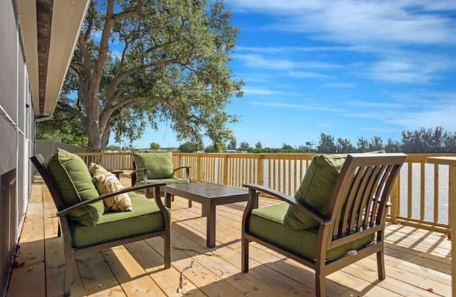 Lake House 1 in Davie