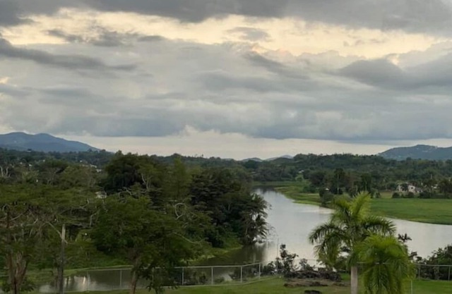 Lake & Mountain View close to San Juan