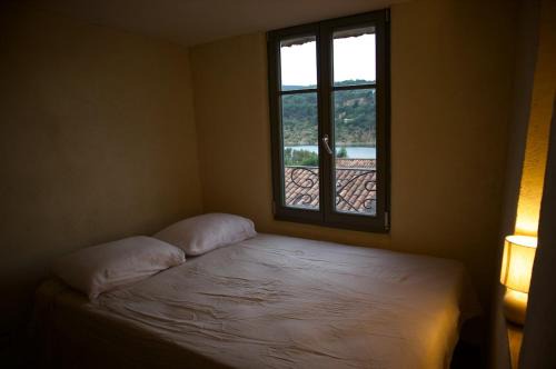 Lake View and Sheltered Terrace