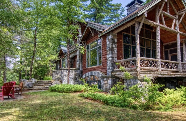Lake View Chalet, enjoy a Luxury Adirondack Retreat with a walk to town location