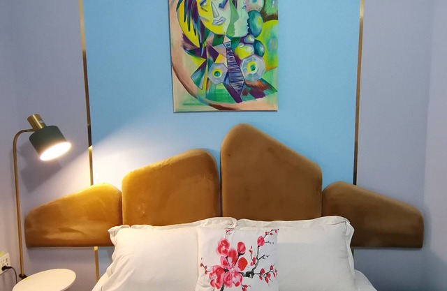 Lake View Suite