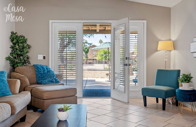 Lake views + beautiful & serene East Valley home - Mesa Superstition Springs PHX